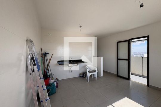 Sala/Cozinha de apartamento à venda com 1 quarto, 41m² em Vila dos Remedios, São Paulo