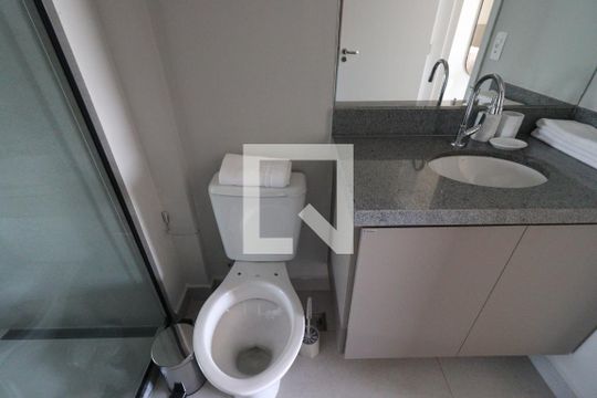 Banheiro de apartamento para alugar com 1 quarto, 34m² em Santa Luzia, Ribeirão Preto