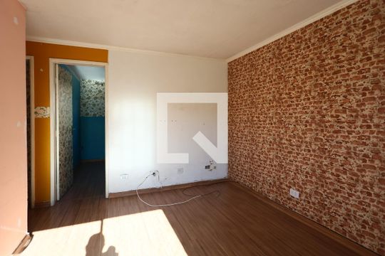 sala  de apartamento para alugar com 2 quartos, 65m² em Jardim Leonidas Moreira, São Paulo