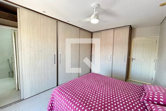 Quarto Suíte de casa à venda com 3 quartos, 223m² em Jardim Rosa de Franca, Guarulhos