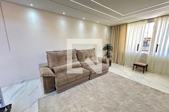 Sala de casa à venda com 3 quartos, 223m² em Jardim Rosa de Franca, Guarulhos