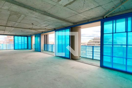 Sala de apartamento à venda com 3 quartos, 233m² em Jardim Paulistano, São Paulo