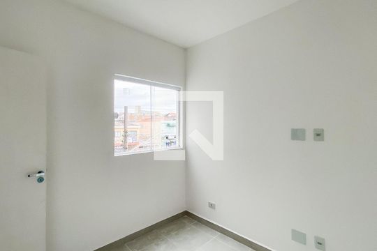 Quarto 1 de apartamento para alugar com 2 quartos, 42m² em Vila Sao Francisco, São Paulo
