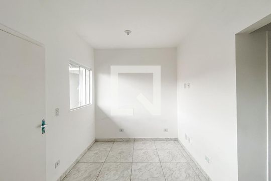 Sala/cozinha de apartamento para alugar com 2 quartos, 40m² em Vila Sao Francisco, São Paulo