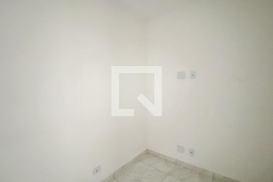 Quarto 2 de apartamento para alugar com 2 quartos, 40m² em Vila Sao Francisco, São Paulo