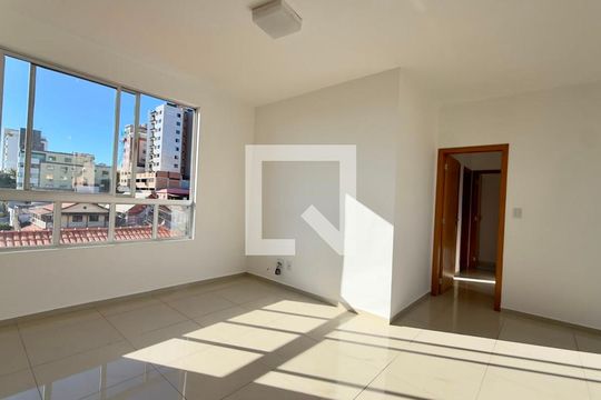 Sala de apartamento à venda com 2 quartos, 115m² em Barreiro, Belo Horizonte