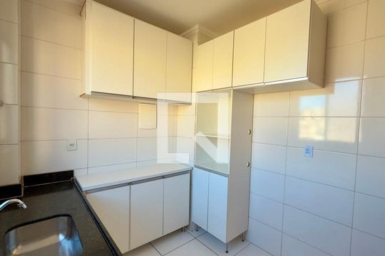 Cozinha de apartamento à venda com 2 quartos, 115m² em Barreiro, Belo Horizonte