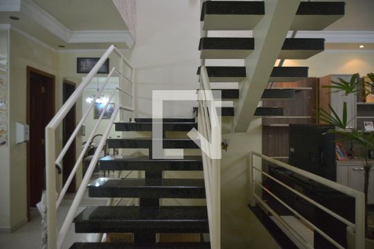 Sala de casa à venda com 3 quartos, 224m² em Parque das Nações, Santo André