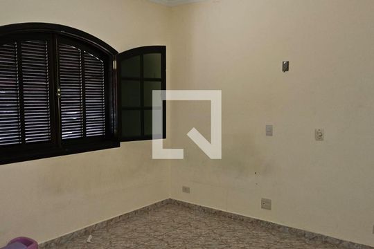 Quarto de casa à venda com 3 quartos, 260m² em Centro, Diadema