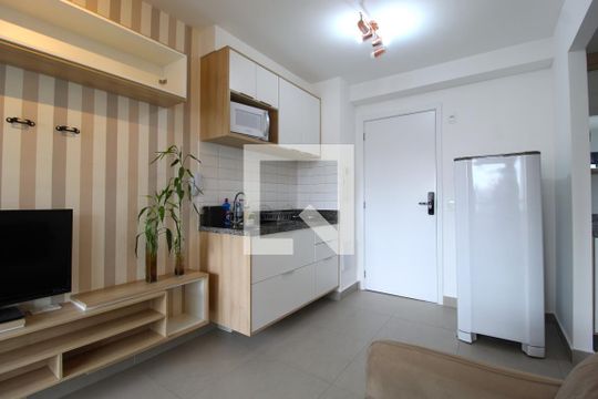 Sala/Cozinha de apartamento para alugar com 1 quarto, 30m² em Moema, São Paulo