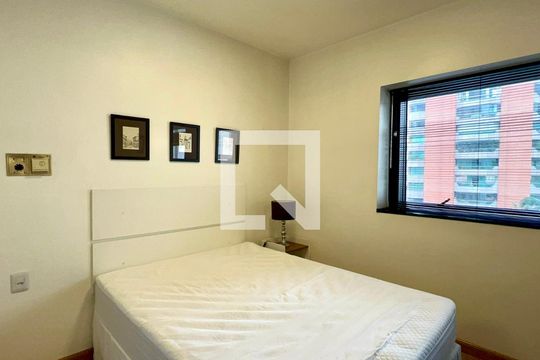 Studio de kitnet/studio para alugar com 1 quarto, 30m² em Jardim Paulista, São Paulo