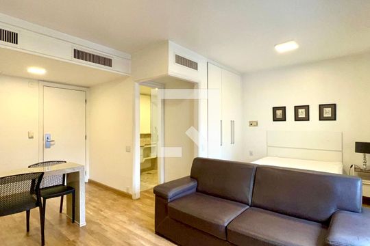 Studio de kitnet/studio para alugar com 1 quarto, 30m² em Jardim Paulista, São Paulo