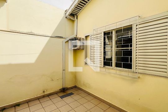 Casa à venda com 4 quartos, 303m² em Nova Campinas, Campinas