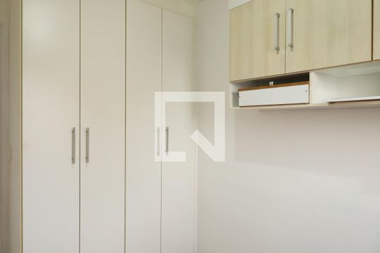 Quarto 1 de apartamento para alugar com 2 quartos, 48m² em Cidade Líder, São Paulo