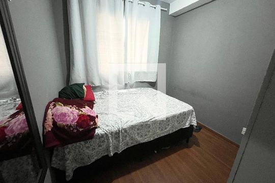 Quarto 1 de apartamento para alugar com 2 quartos, 41m² em Vila Diva, São Paulo