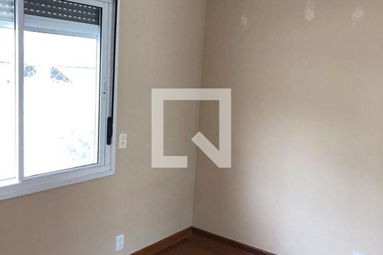 Quarto de casa de condomínio para alugar com 3 quartos, 170m² em Jardim Leonor Mendes de Barros, São Paulo