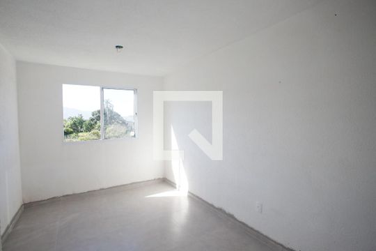 Sala de apartamento para alugar com 2 quartos, 41m² em Taquara, Rio de Janeiro