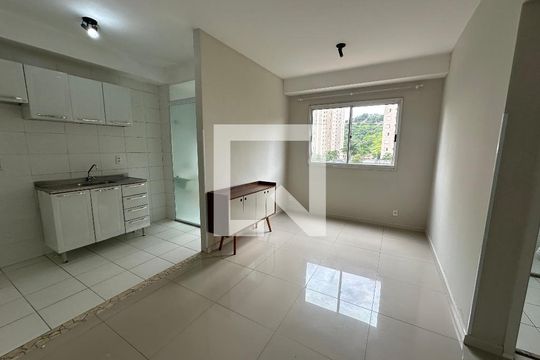 Apartamento para alugar com 2 quartos, 51m² em Centro, Barueri