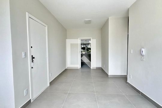 Apartamento à venda com 2 quartos, 60m² em Anchieta, Belo Horizonte