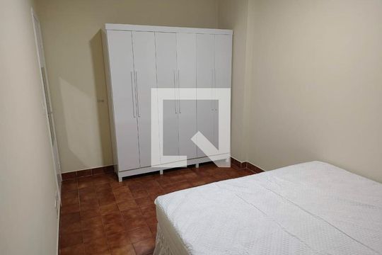 Quarto de apartamento para alugar com 1 quarto, 51m² em Guilhermina, Praia Grande