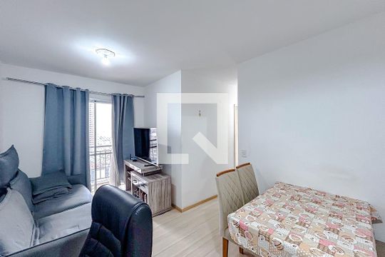 Sala de apartamento para alugar com 2 quartos, 48m² em Penha de França, São Paulo