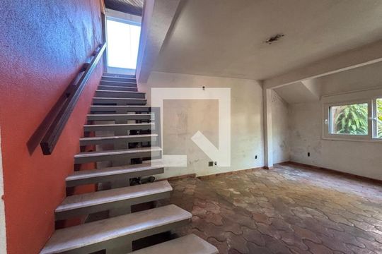 Casa à venda com 2 quartos, 190m² em Morro do Espelho, São Leopoldo