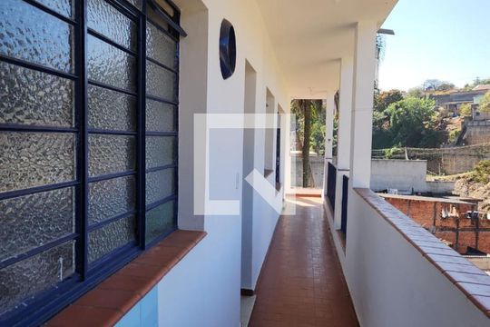 Varanda de casa para alugar com 3 quartos, 170m² em Vila Chica Luisa, São Paulo