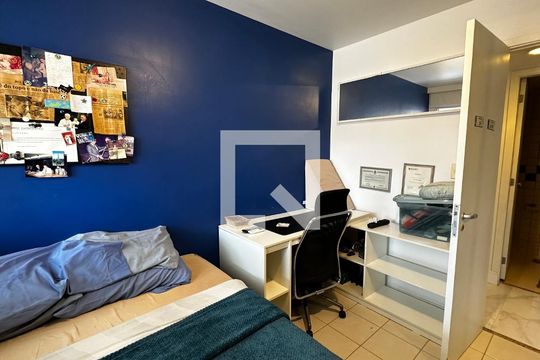 Quarto 1 de apartamento para alugar com 2 quartos, 105m² em Barra da Tijuca, Rio de Janeiro