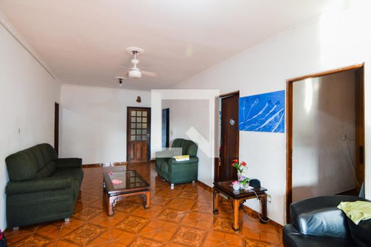 Sala de casa para alugar com 4 quartos, 676m² em Parque Continental, Guarulhos
