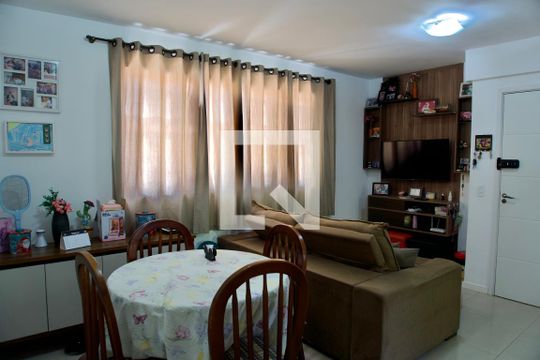 Sala de apartamento à venda com 3 quartos, 69m² em São Lucas, Belo Horizonte