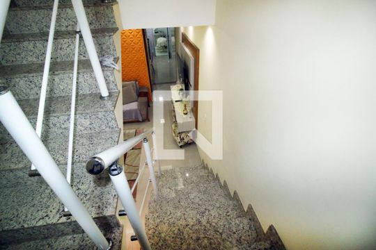 Casa à venda com 2 quartos, 157m² em Irajá, Rio de Janeiro