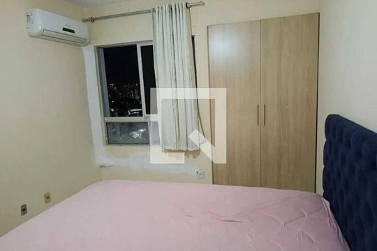Quarto de apartamento para alugar com 3 quartos, 112m² em Costa Azul, Salvador