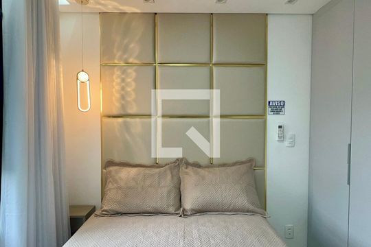 Quarto de kitnet/studio para alugar com 1 quarto, 30m² em Pinheiros, São Paulo
