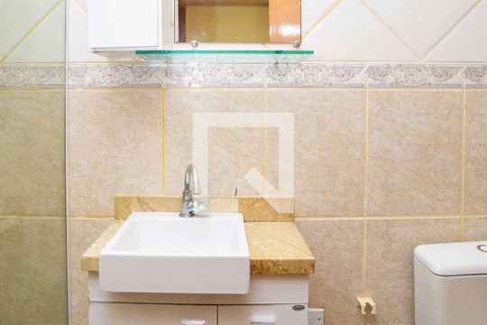 Banheiro de apartamento à venda com 1 quarto, 62m² em Centro, Diadema