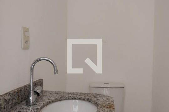 Lavabo de apartamento à venda com 3 quartos, 82m² em Taquara, Rio de Janeiro