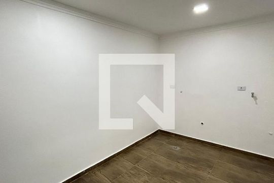 Quarto 2 de casa para alugar com 6 quartos, 252m² em Jardim Rosa de Franca, Guarulhos