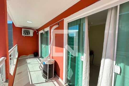 Varanda de casa de condomínio à venda com 3 quartos, 128m² em Vila Valqueire, Rio de Janeiro