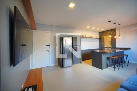Sala de apartamento para alugar com 2 quartos, 62m² em João Paulo, Florianópolis