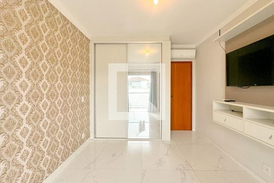 Suíte 1 de casa para alugar com 3 quartos, 120m² em Ingleses do Rio Vermelho, Florianópolis