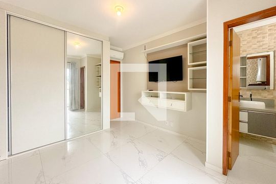 Suíte 1 de casa para alugar com 3 quartos, 120m² em Ingleses do Rio Vermelho, Florianópolis