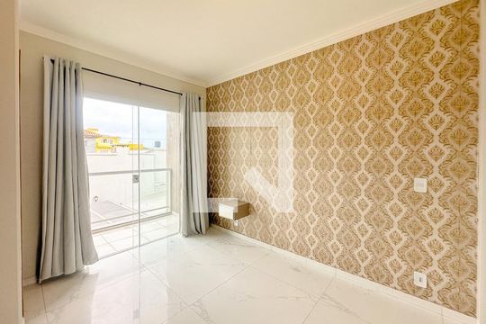 Suíte 1 de casa para alugar com 3 quartos, 120m² em Ingleses do Rio Vermelho, Florianópolis