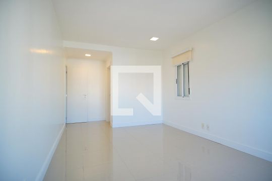 Suíte 1 de apartamento à venda com 3 quartos, 162m² em Jardim do Salso, Porto Alegre