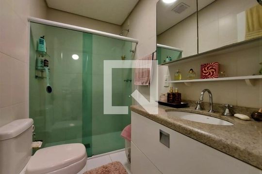 Banheiro de apartamento para alugar com 4 quartos, 166m² em Trindade, Florianópolis