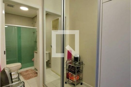 Quarto de apartamento para alugar com 4 quartos, 166m² em Trindade, Florianópolis