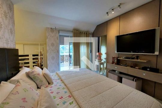 Quarto de apartamento para alugar com 4 quartos, 166m² em Trindade, Florianópolis