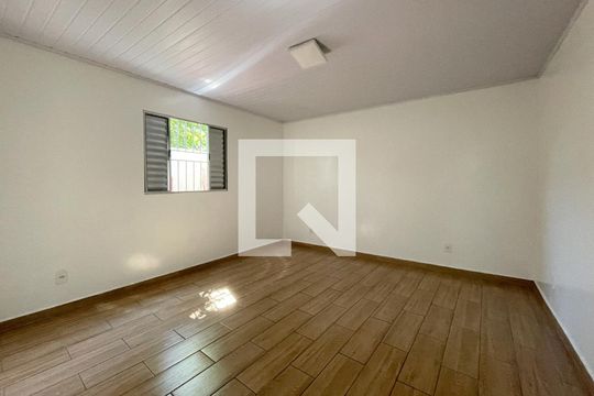 Casa para alugar com 1 quarto, 42m² em Vila Amalia (zona Norte), São Paulo