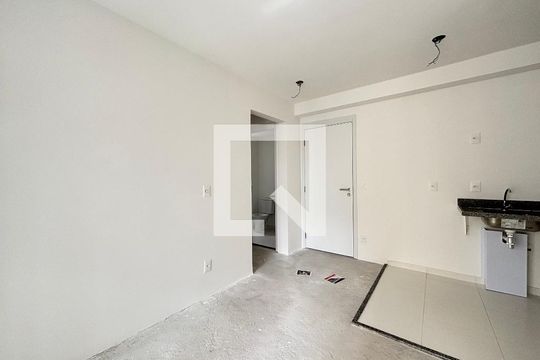 Sala/Cozinha de apartamento à venda com 2 quartos, 42m² em Campo Belo, São Paulo
