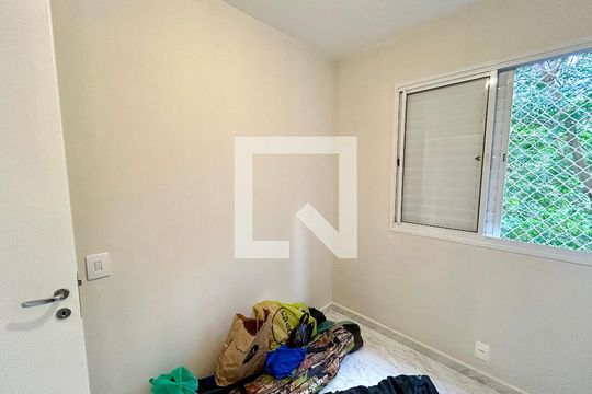 Quarto 1 de apartamento à venda com 3 quartos, 58m² em Jardim Cocaia, Guarulhos