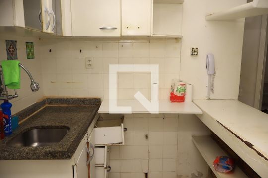 Apartamento para alugar com 1 quarto, 50m² em Jardim de Alah, Salvador