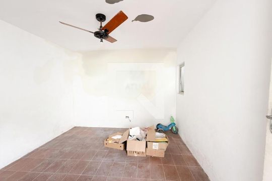 Casa à venda com 2 quartos, 142m² em Jardim Pedreira, São Paulo